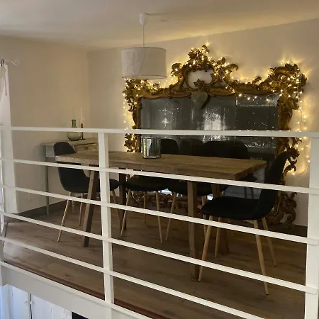 Petit Palace In Old Appartement Nice